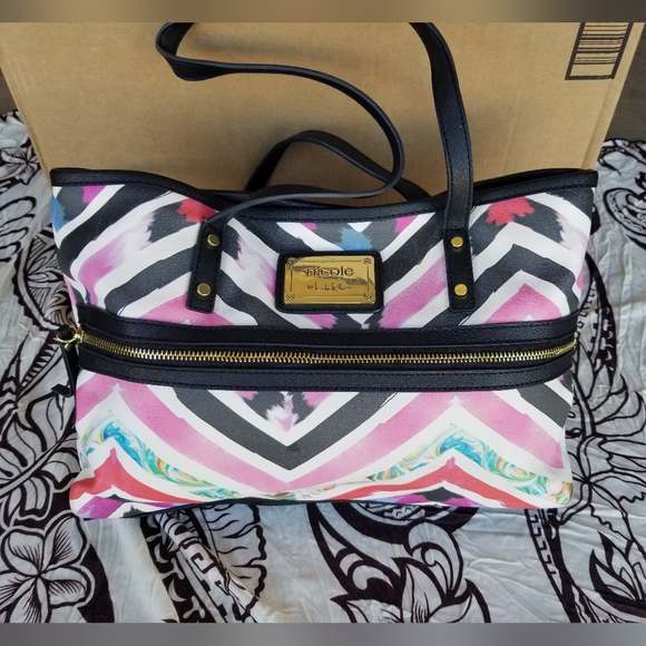 Nicole Lee Handbags - Nicole Miller Multicolor Chevron Women's Bag PVC